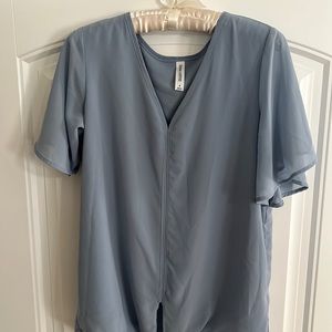 Zenana outfitters flowy top, size small